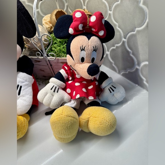 Disney Store official Mickey and Minnie Mouse plush stuffed animals - Picture 4 of 8